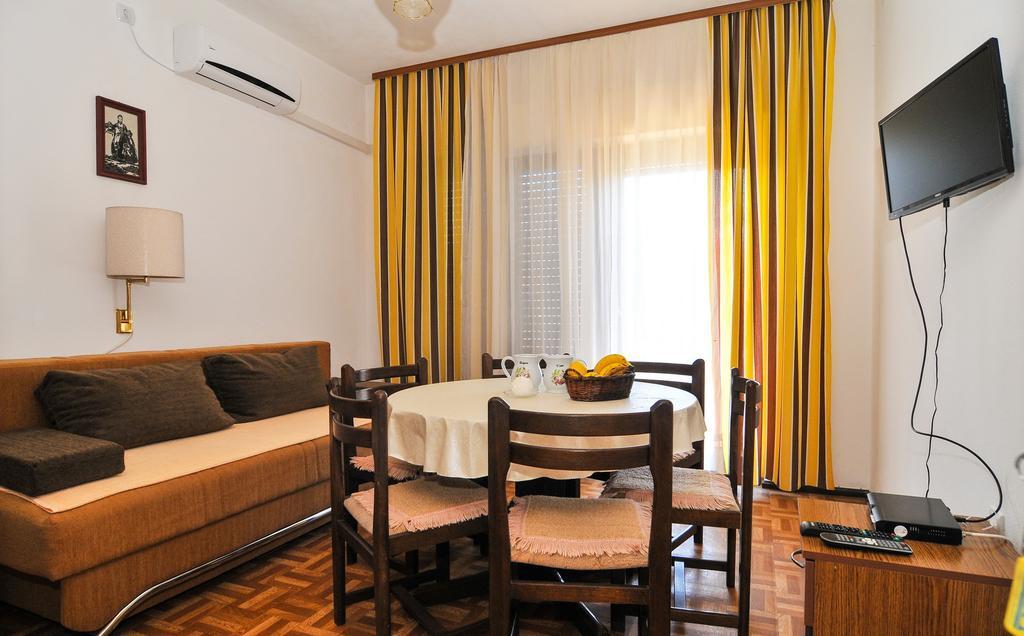 Guesthouse Lanca Tivat Oda fotoğraf