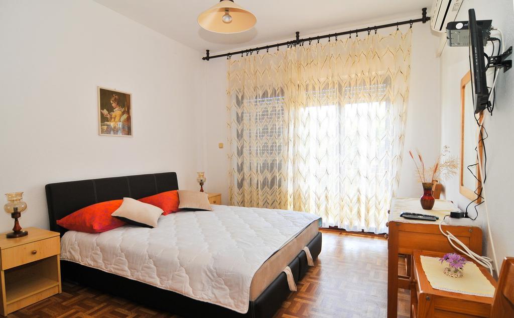 Guesthouse Lanca Tivat Oda fotoğraf